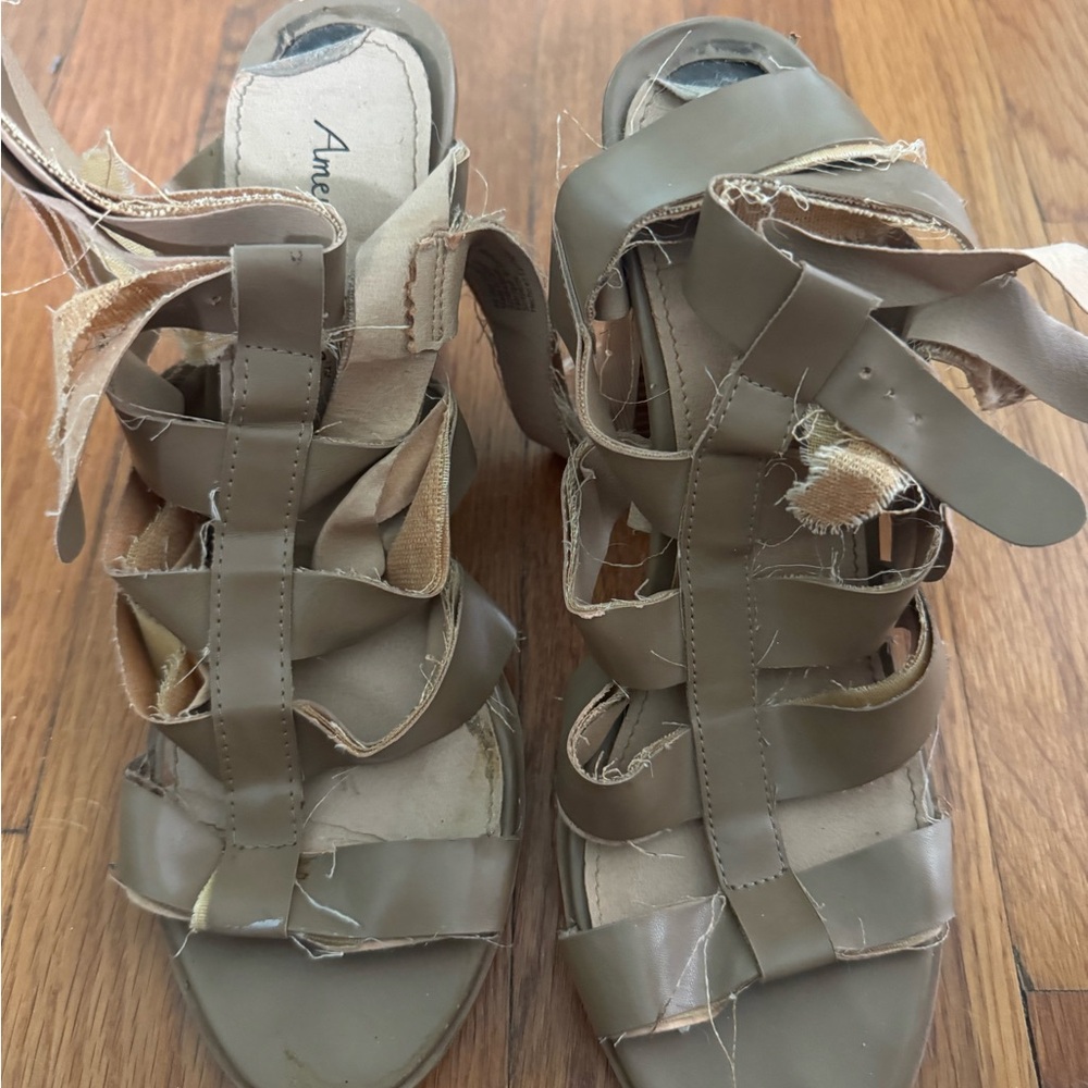 Tan Strappy Block Heel Sandals